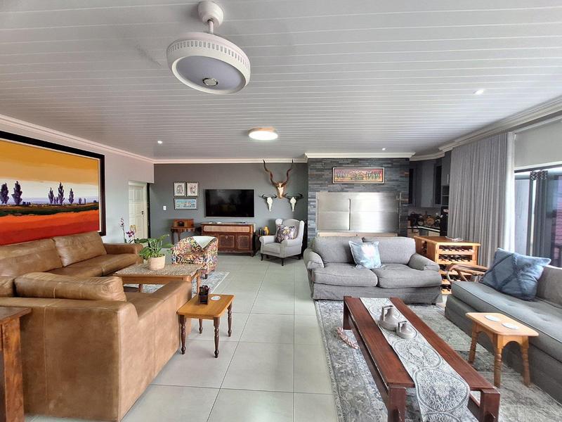 3 Bedroom Property for Sale in Avonddans Western Cape